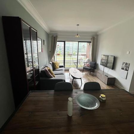 Апартаменты Stylish Flat With River View Дублин Экстерьер фото